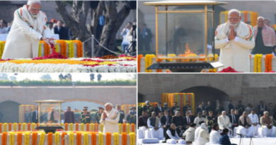 महात्मा गांधी की पुण्यतिथि पर प्रधानमंत्री मोदी ने राजघाट पर दी श्रद्धांजलि